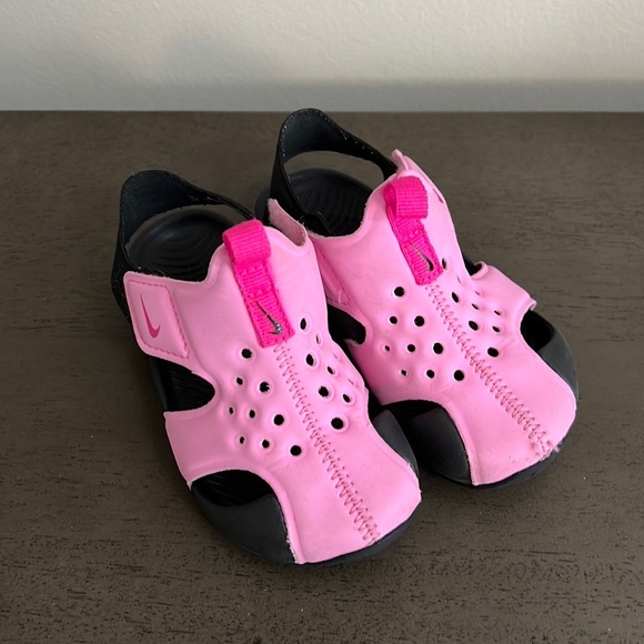 Nike Shoes Toddler Girl Nike Sunray Protect Sandals Size 7 Poshmark